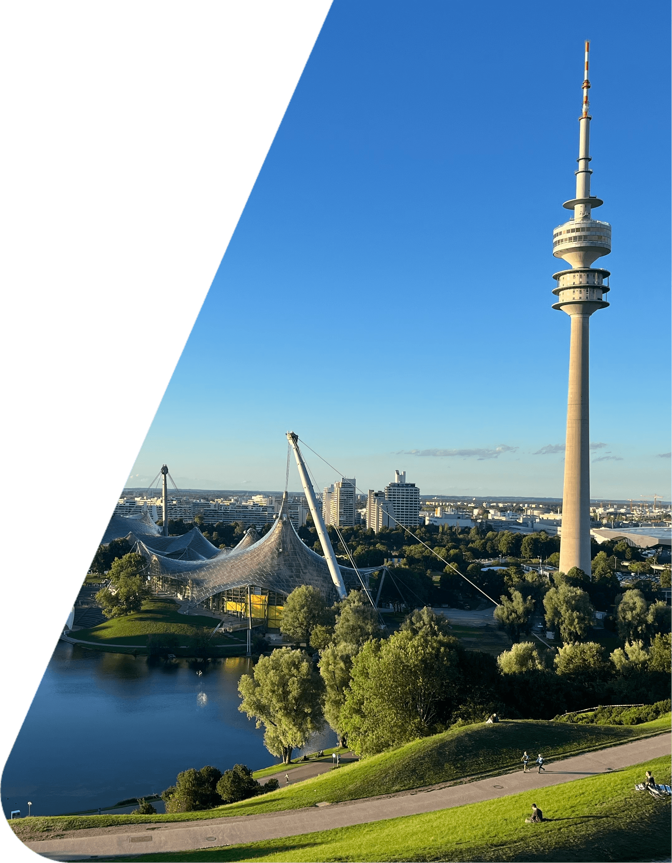 Olympiapark München mit Olympiaturm